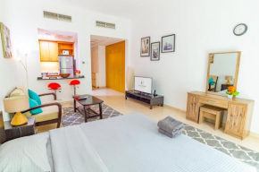 All utilities included! Close to EXPO Studio via new Metro - HRI